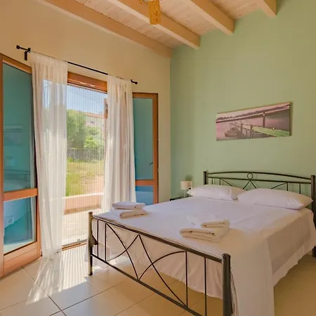 Brand New: Romantic Sea And Sunset View House Hébergement de vacances