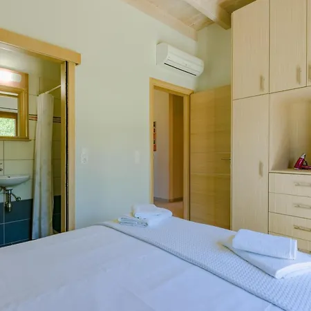 Hébergement de vacances Brand New: Romantic Sea And Sunset View House