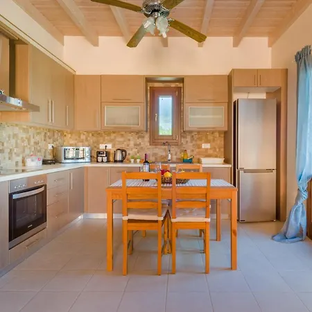 Brand New: Romantic Sea And Sunset View House Hébergement de vacances Mánganos